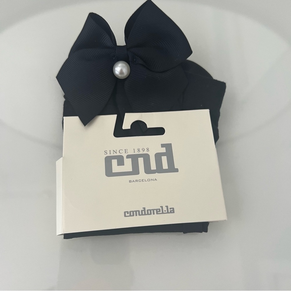🆕Condor Souquet with bow and pearl Size 6/8